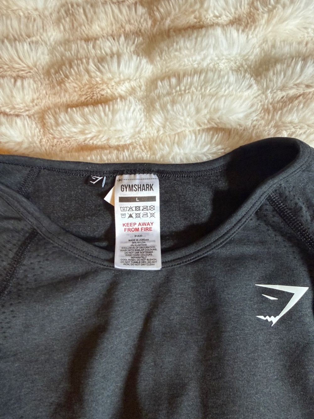 Gymshark Black Long-Sleeve Cropped Training Top - Picture 3 of 6